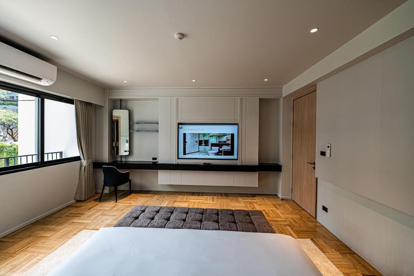 Floral Court Hotel & Residence Sukhumvit 13 バンコク都 エクステリア 写真
